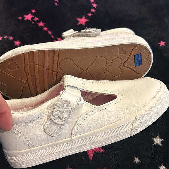 Keds Girls size 11 1/2  Daphne kids new Velcro white hard to find tennis shoes - Picture 5 of 5